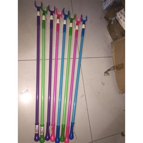 panungkit ng sinampay in english|PANUNGKIT: Tagalog.